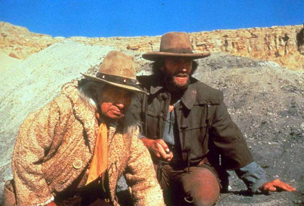 Chief Dan George , Clint Eastwood dans Josey Wales hors la loi