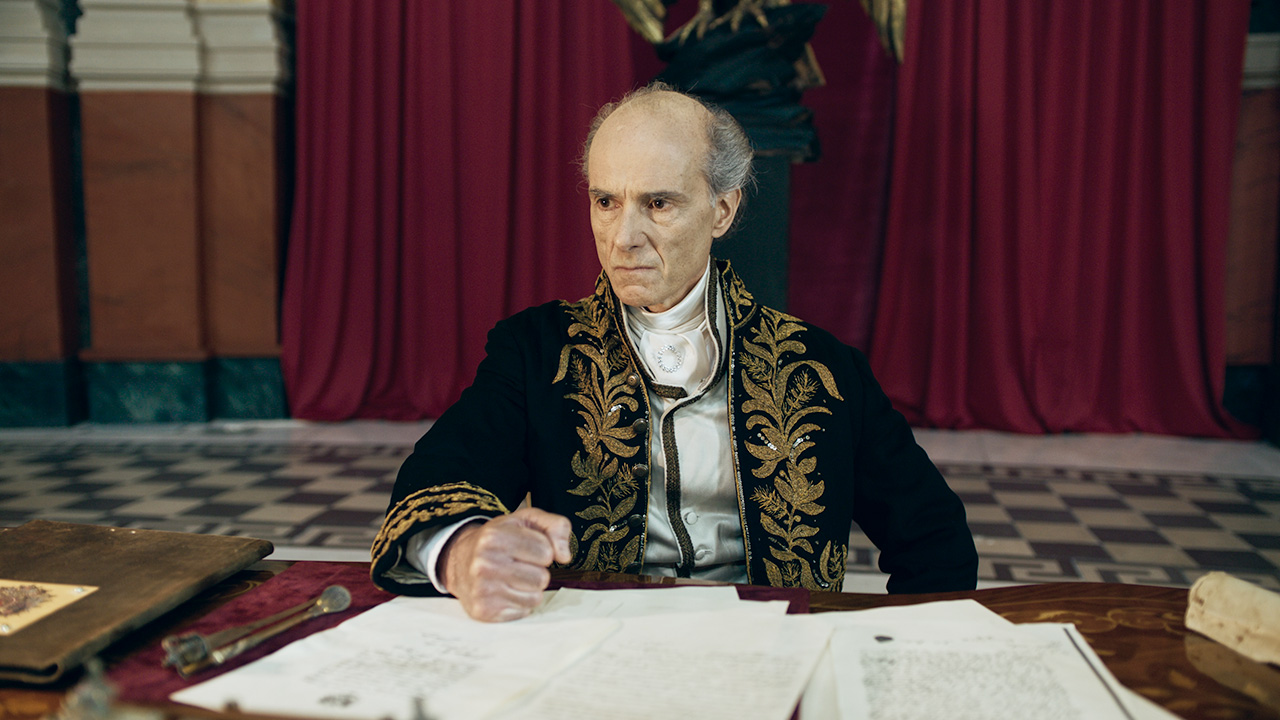 Finbar Lynch dans Kapodistrias