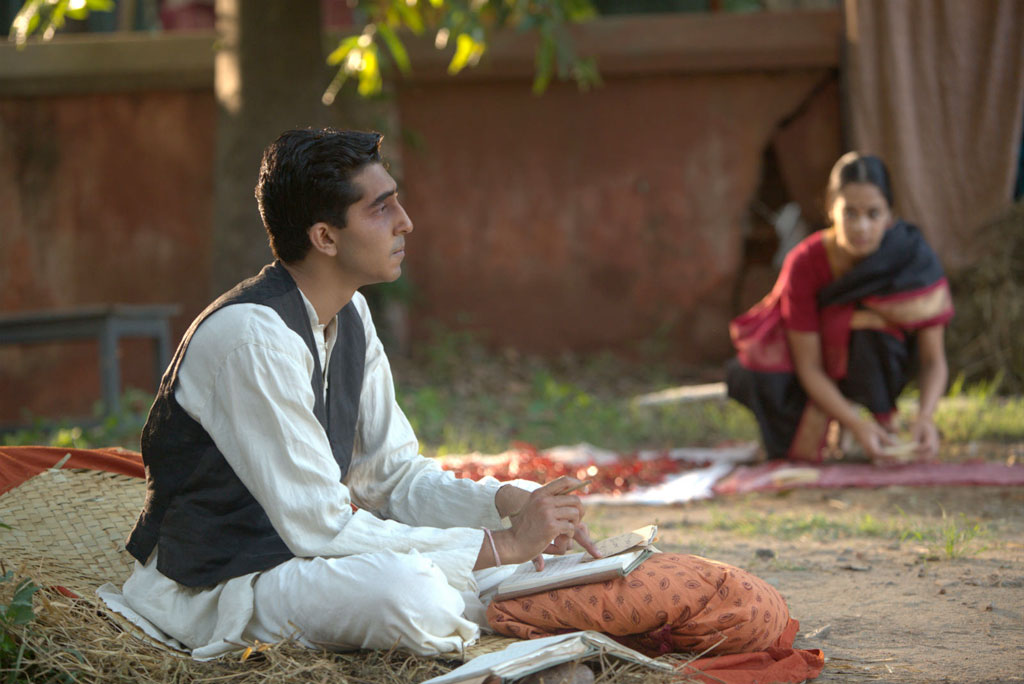 Dev Patel dans L'Homme qui défiait l'infini