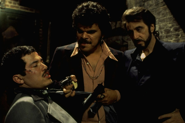 John Leguizamo, Luis Guzmán, Al Pacino dans L'impasse