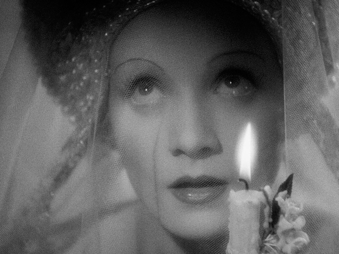 Marlene Dietrich dans L'Impératrice rouge