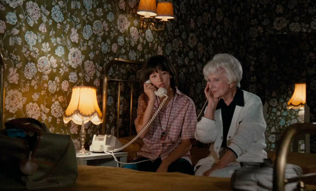 Sophie Marceau, Denise Grey dans La boum