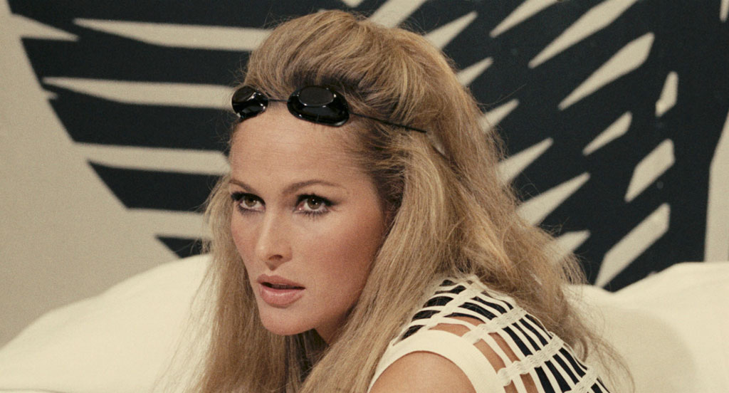 Ursula Andress dans La Dixième victime © Surf Films; tous droits réservés