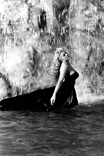 Anita Ekberg dans La Dolce vita