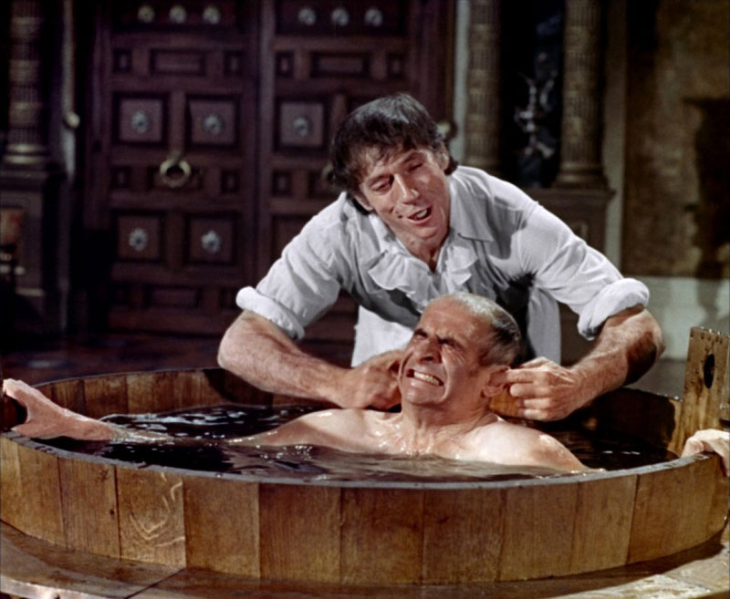 Louis de Funès, Yves Montand dans La Folie des grandeurs