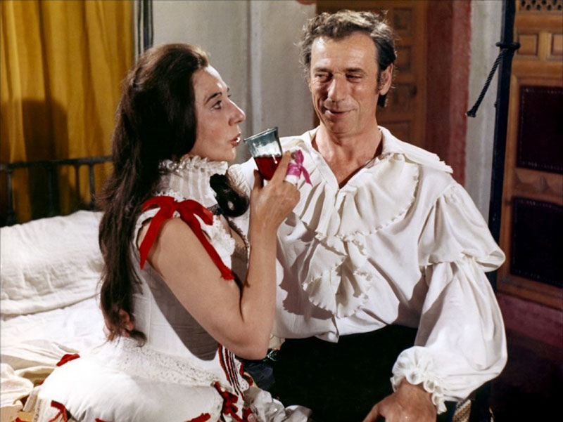Alice Sapritch, Yves Montand dans La Folie des grandeurs