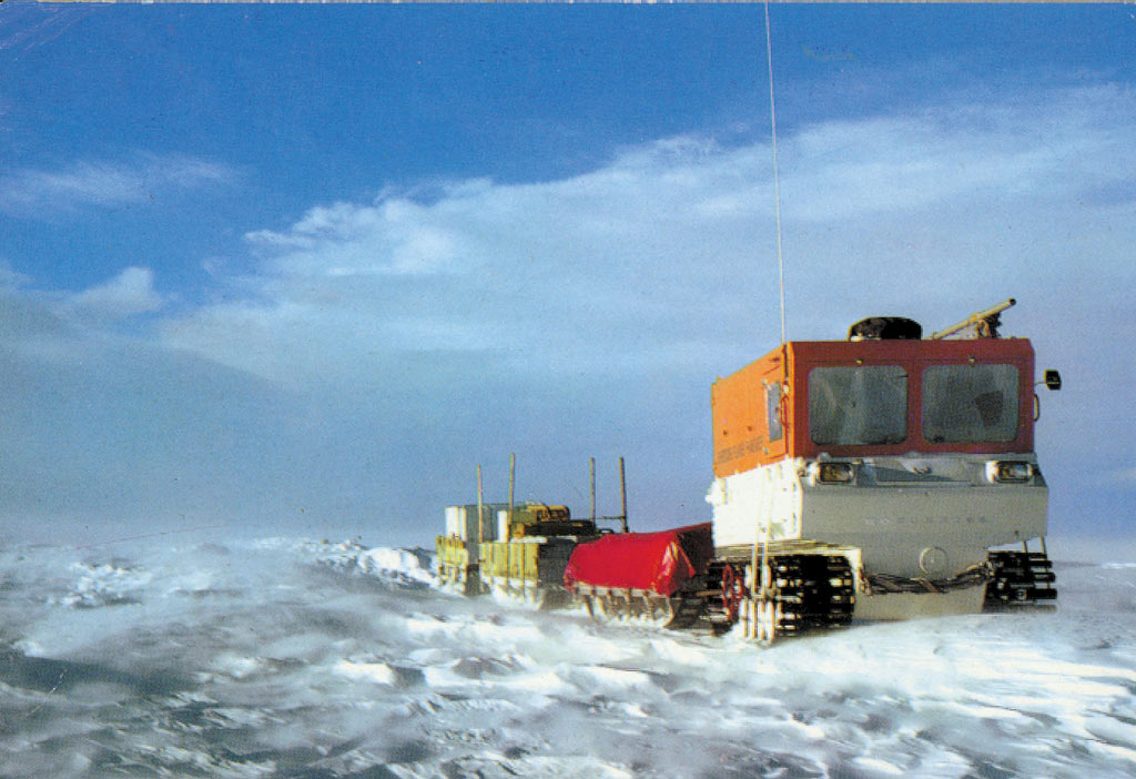 Claude Lorius dans La Glace et le Ciel