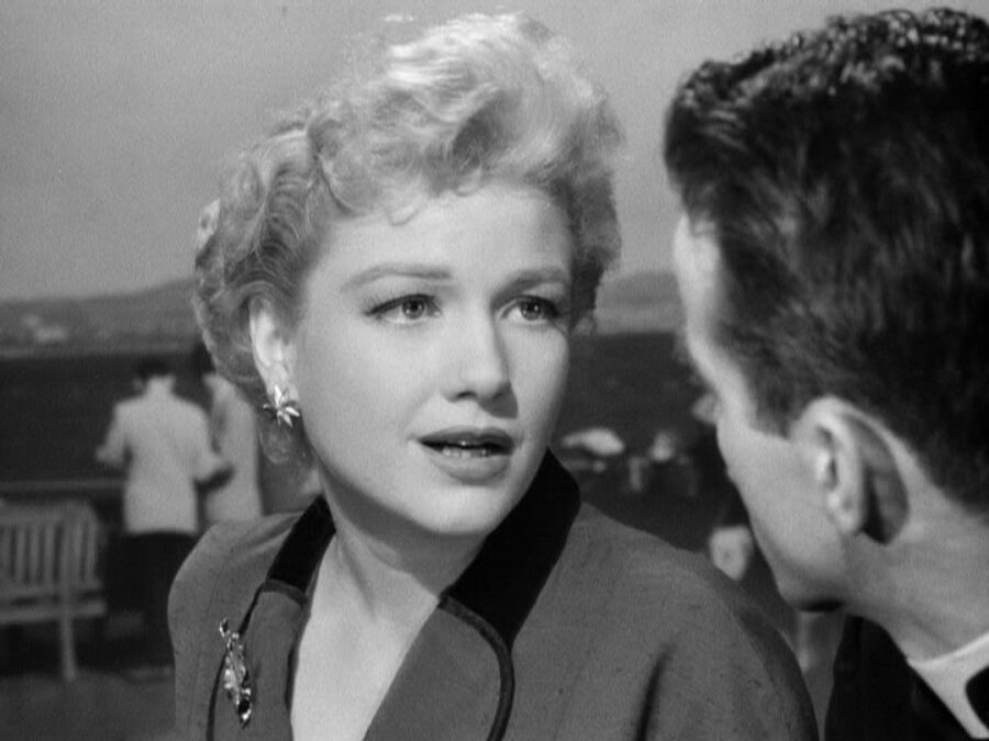 Afficher l'image Anne Baxter