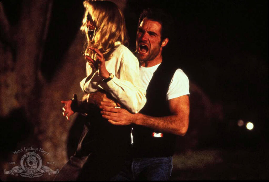 Afficher l'image Elias Koteas, Kelly Lynch