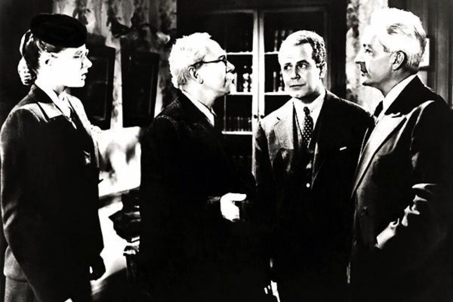 Afficher l'image Ingrid Bergman,Art Baker, Michael Chekhov, Regis Toomey