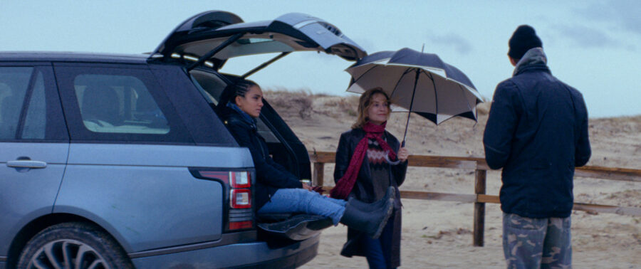 Afficher l'image Isabelle Huppert, Hafsia Herzi