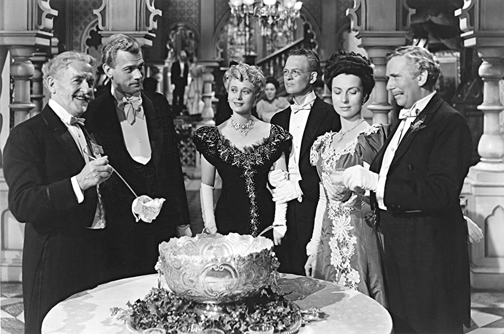 Joseph Cotten, Agnes Moorehead, Richard Bennett, Ray Collins, Dolores Costello, Don Dillaway dans La splendeur des Amberson