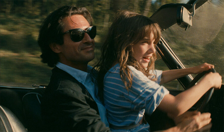 Afficher l'image Sami Frey, Mara Goyet