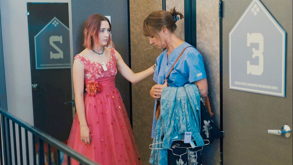 Saoirse Ronan, Laurie Metcalf dans Lady Bird