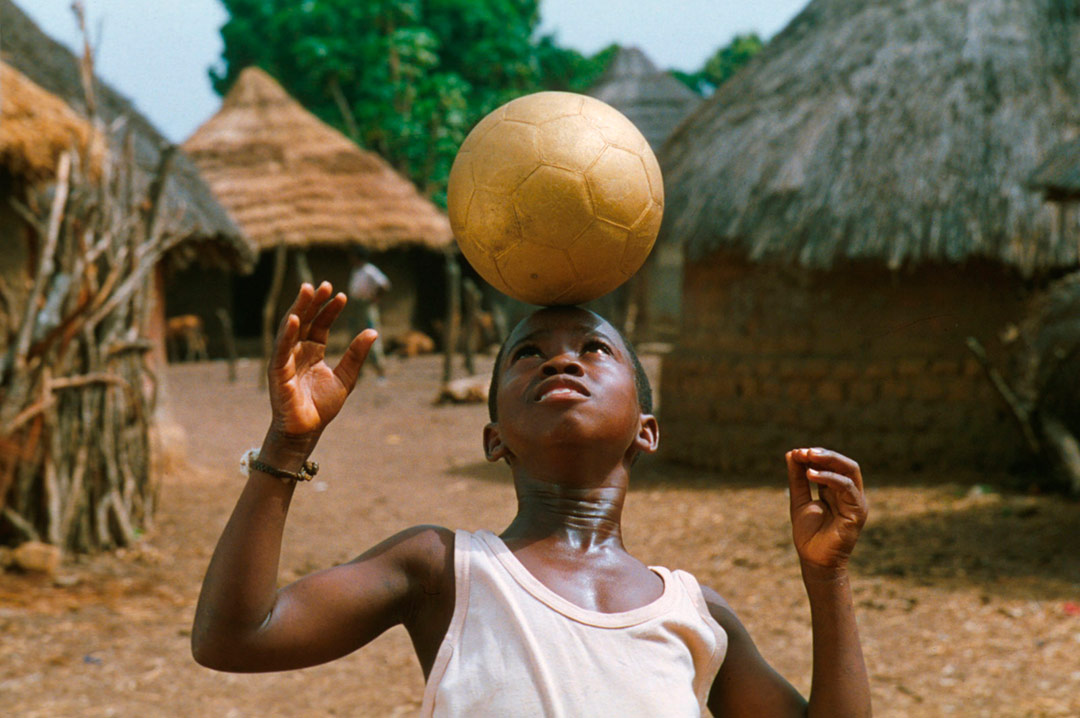 Aboubacar Sidiki Sumah dans Le Ballon d'or