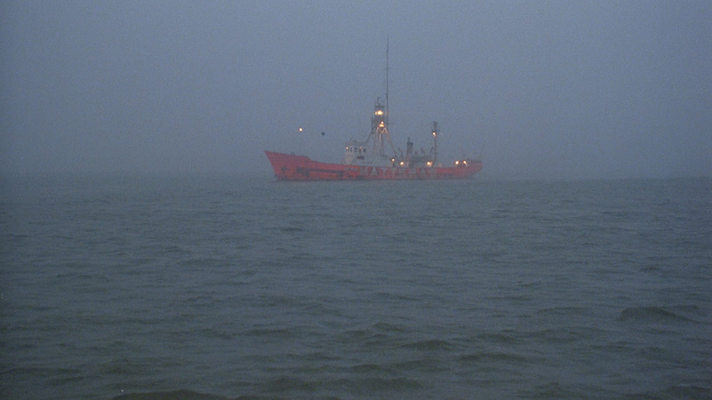 dans Le Bateau phare