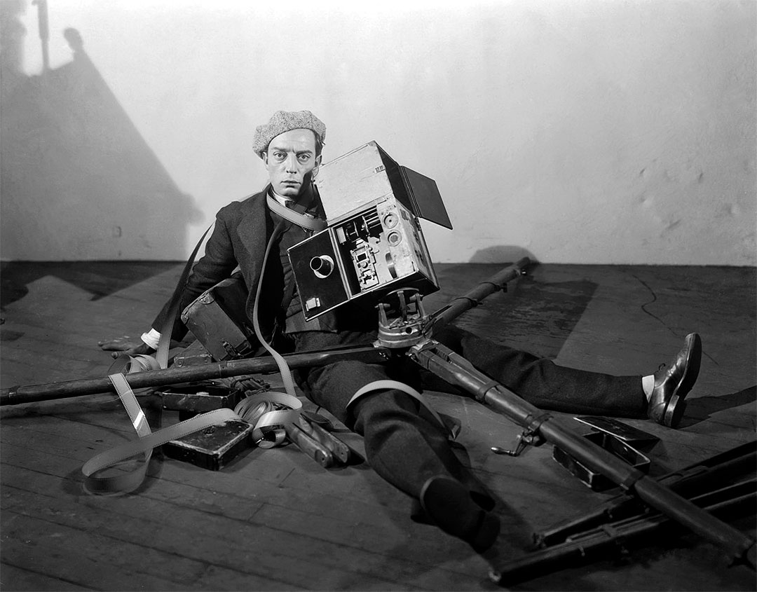 Buster Keaton dans Le Cameraman