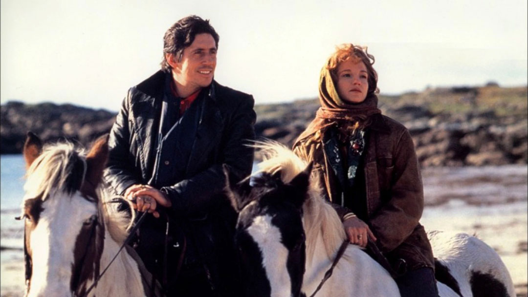 Ellen Barkin, Gabriel Byrne dans Le Cheval venu de la mer