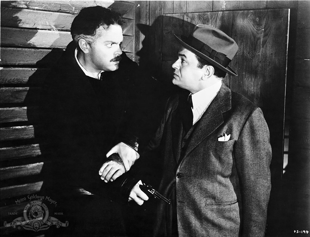 Edward G. Robinson, Orson Welles dans Le criminel