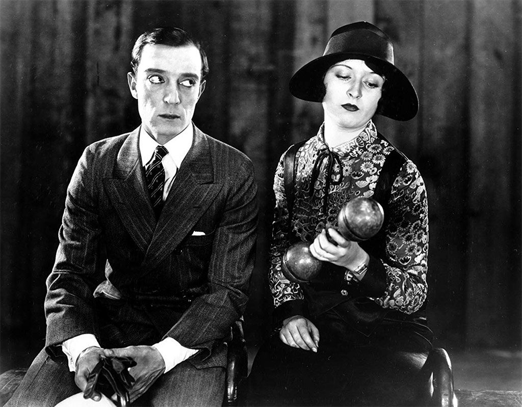 Buster Keaton, Sally O'Neil dans Le Dernier round
