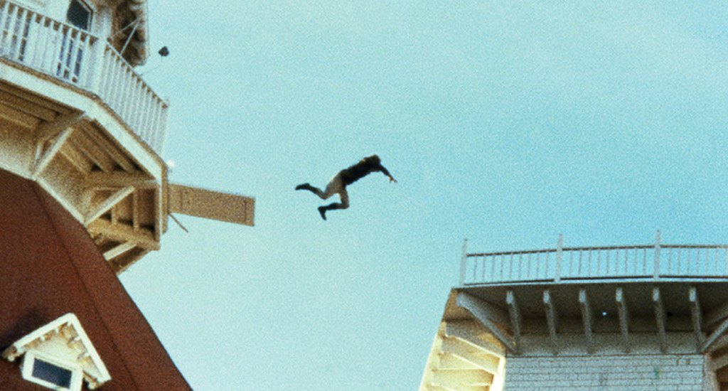 Steve Railsback dans Le Diable en boîte 