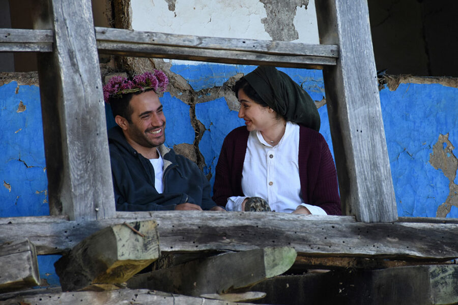 Afficher l'image Mahtab Servati, Mohammad Valizadegan