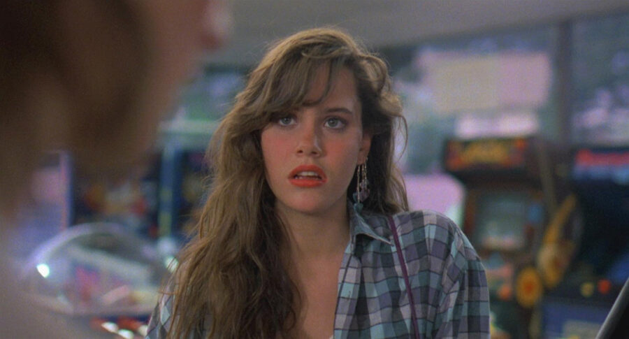 Afficher l'image Ione Skye