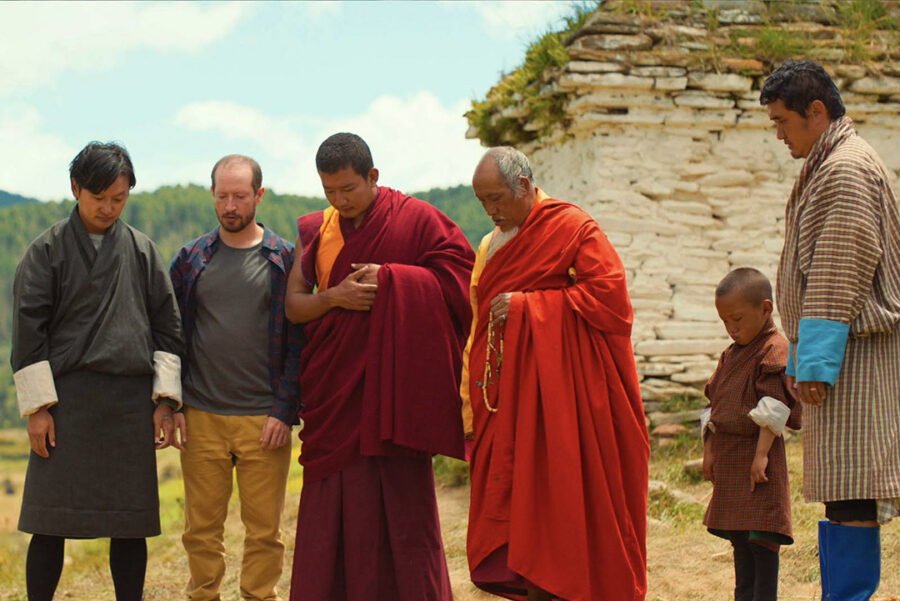 Afficher l'image le-moine-et-le-fusil-03