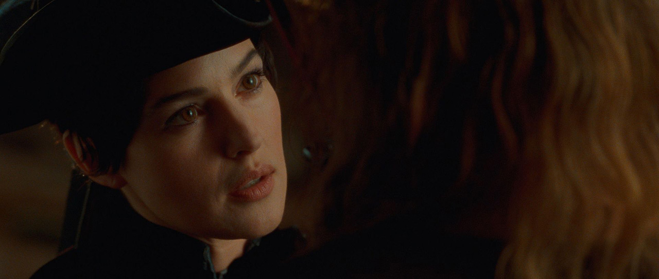 Monica Bellucci dans Le Pacte des loups