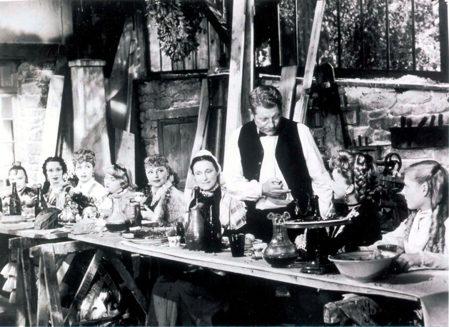 Afficher l'image Danielle Darrieux, Jean Gabin