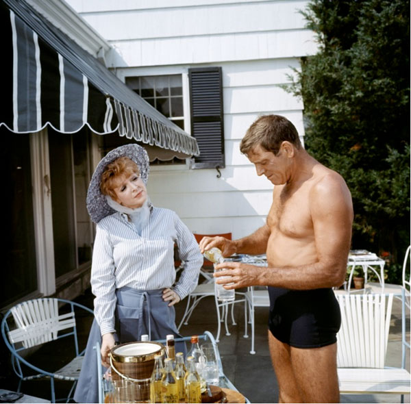 Burt Lancaster, Nancy Cushman dans The Swimmer