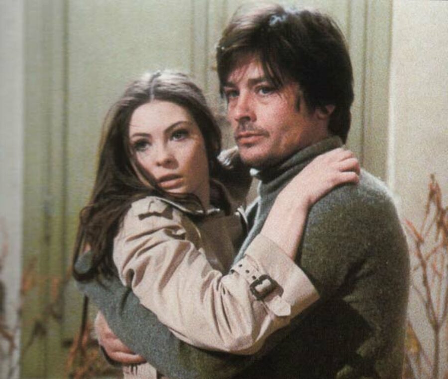 Afficher l'image Alain Delon, Sonia Petrovna