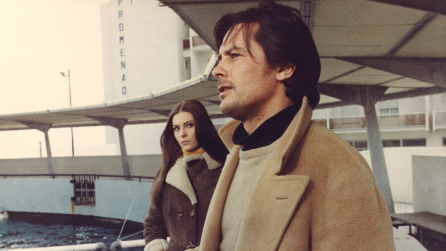 Afficher l'image Alain Delon, Sonia Petrovna