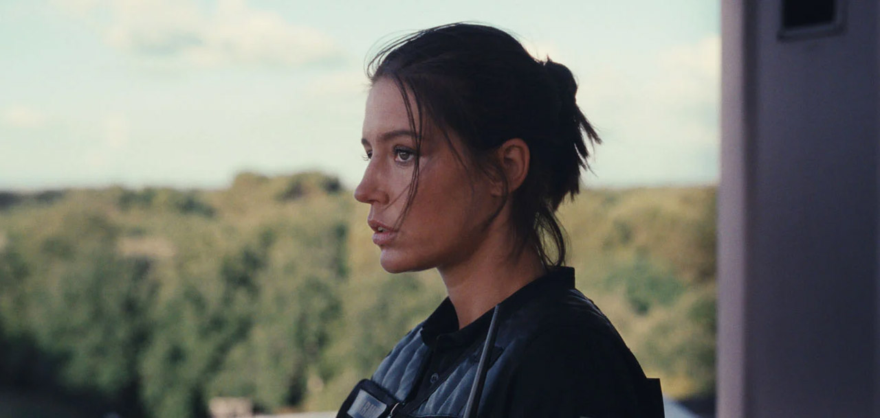 Adèle Exarchopoulos dans Le règne animal