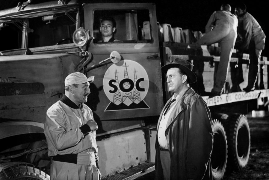 Yves Montand, Charles Vanel, William Tubbs dans Le Salaire de la peur