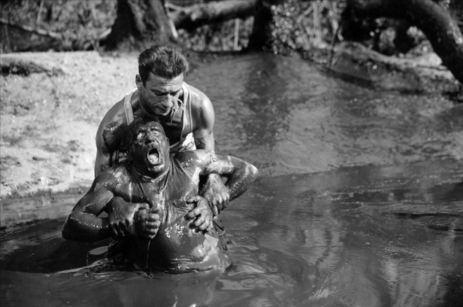 Yves Montand, Charles Vanel dans Le Salaire de la peur
