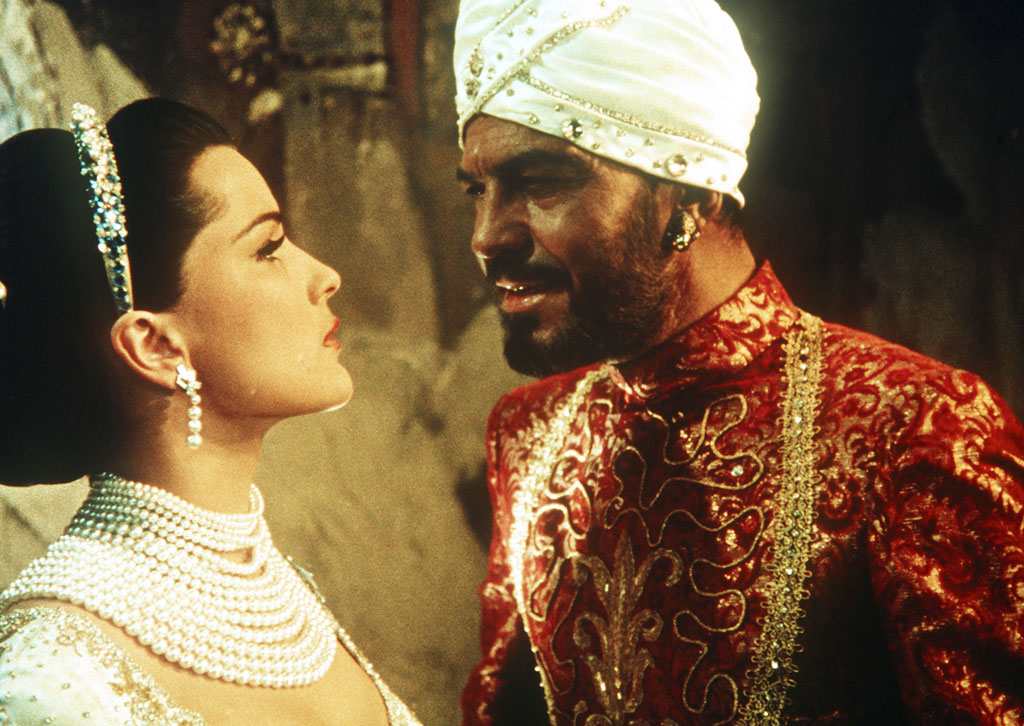 Walter Reyer, Debra Paget dans Le tombeau hindou