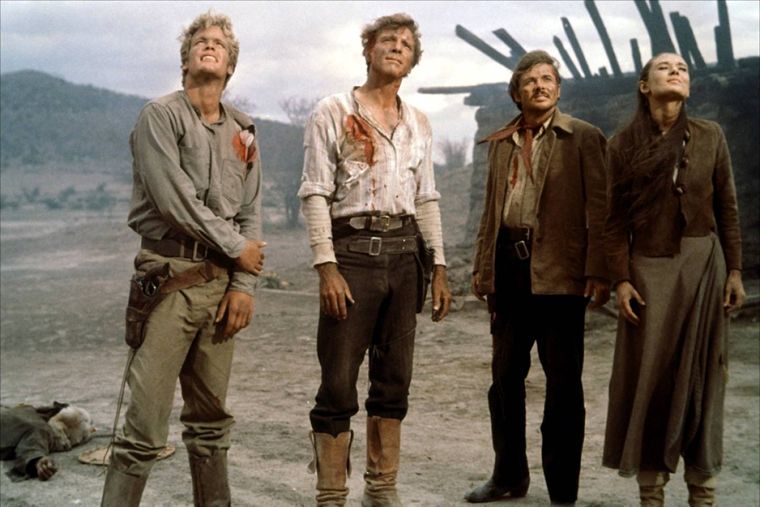 Audrey Hepburn, Burt Lancaster, John Saxon dans Le Vent de la plaine