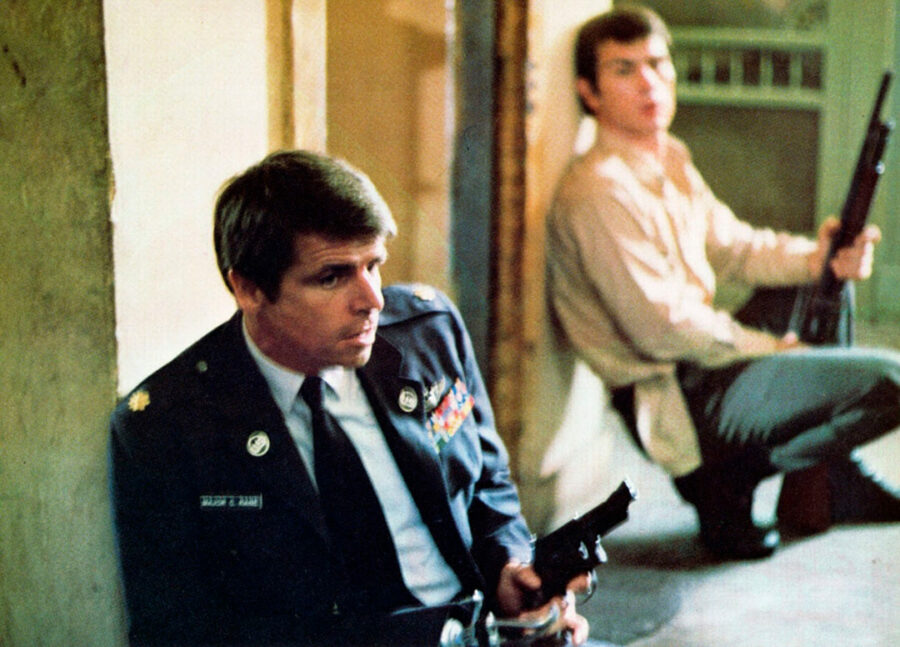 Afficher l'image William Devane, Tommy Lee Jones