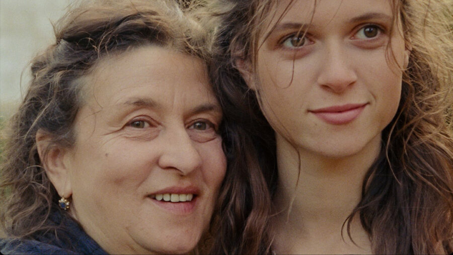 Afficher l'image Juliette Jouan, Noémie Lvovsky