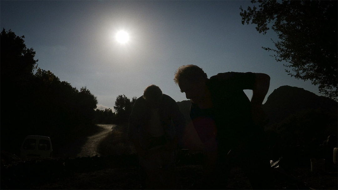 dans Les charbonniers d’Ikaria