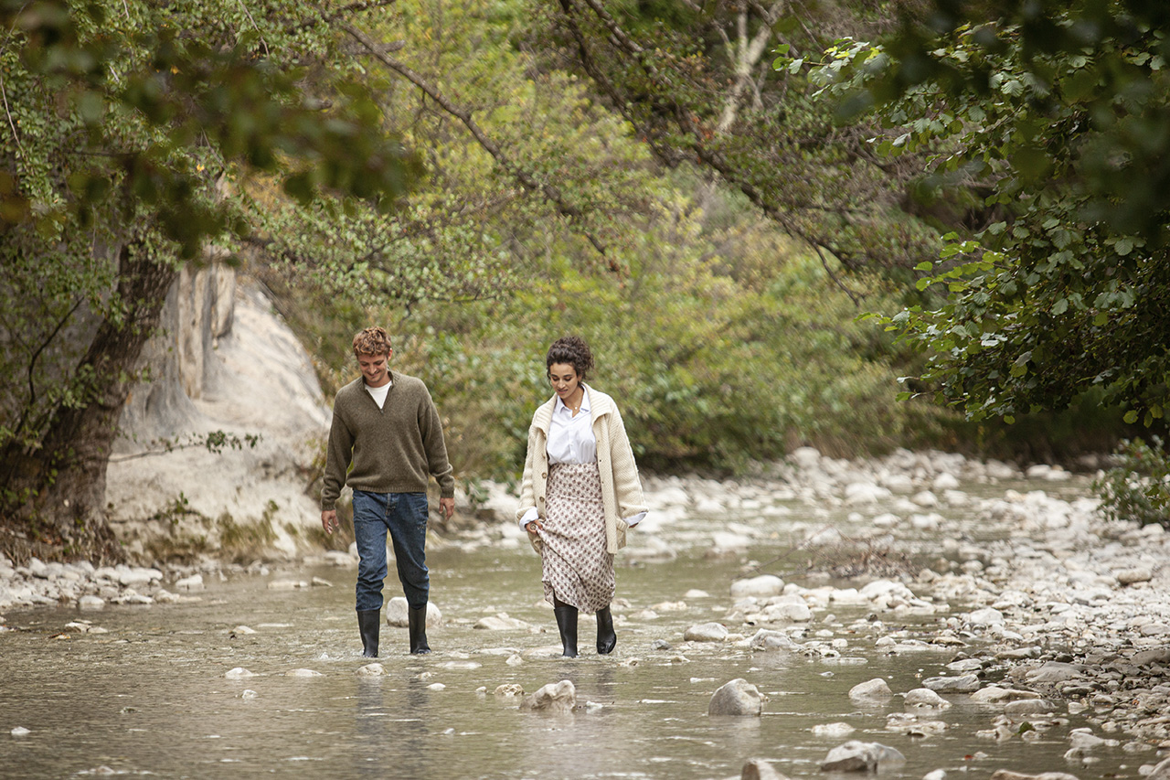 Niels Schneider, Camélia Jordana dans Les choses qu'on dit, les choses qu'on fait
