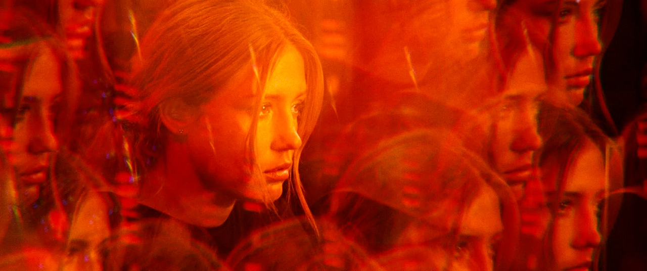 Adèle Exarchopoulos dans Les Cinq diables