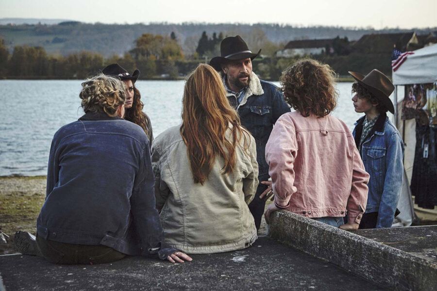 Afficher l'image Finnegan Oldfield, François Damiens, Agathe Dronne