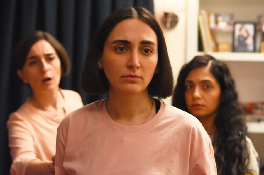 Afficher l'image Soheila Golestani, Setareh Maleki, Mahsa Rostami
