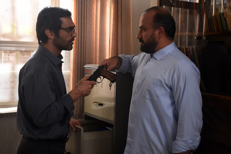 Afficher l'image Missagh Zareh,  Reza Akhlaghirad