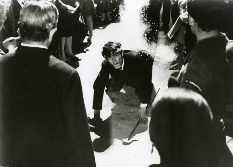 Afficher l'image George Dialegmenos