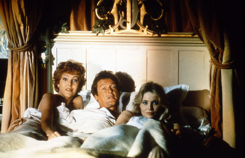 Roger Moore, Lynn Redgrave, Priscilla Barnes dans Les Séducteurs