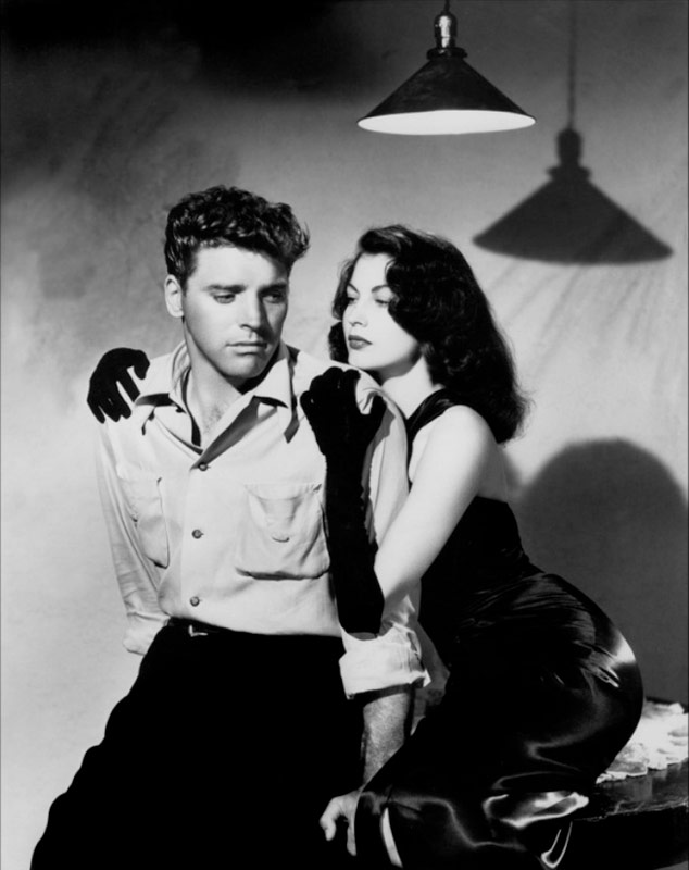 Burt Lancaster, Ava Gardner dans Les tueurs