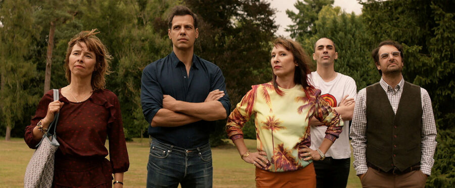 Afficher l'image Isabelle Tillou, Gringe, Emmanuelle Bercot, Grégory Montel, Laurent Lafitte